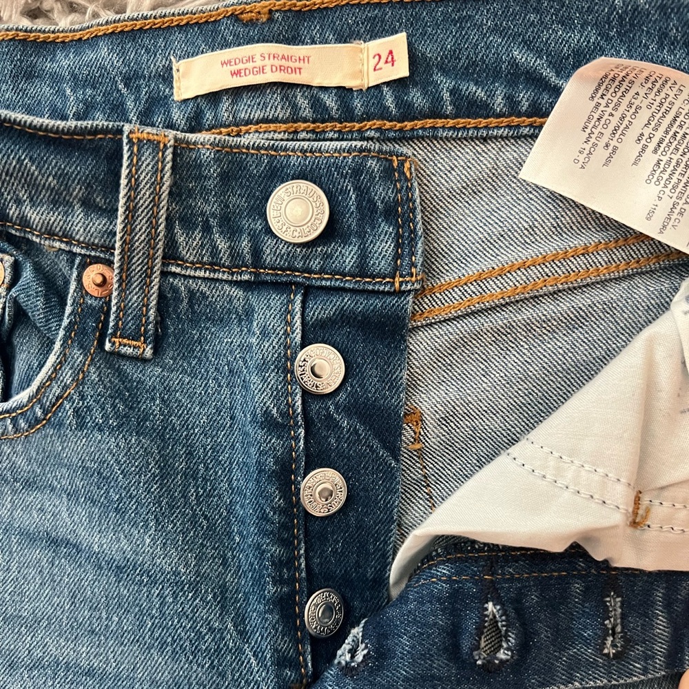 Levi's Wedgie Straight Jeans Size 24